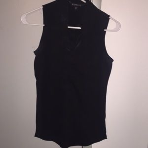 NWOT Collar / criss-cross neckline